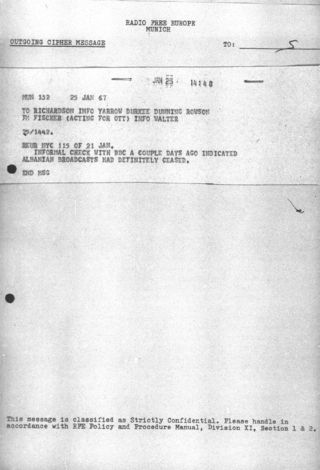 538cb4ab cf97 4581 b005 d339e1f2a15a t 001