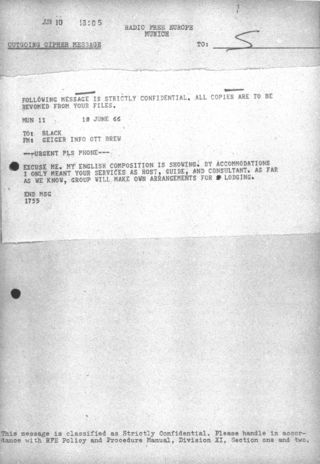 88975e7d 7b0c 4e43 a258 2e5f9484ef63 t 001