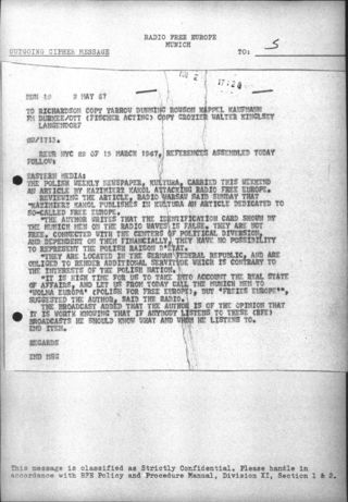 Ee44e4f1 355a 42bb 9ed2 c009e932374a t 001